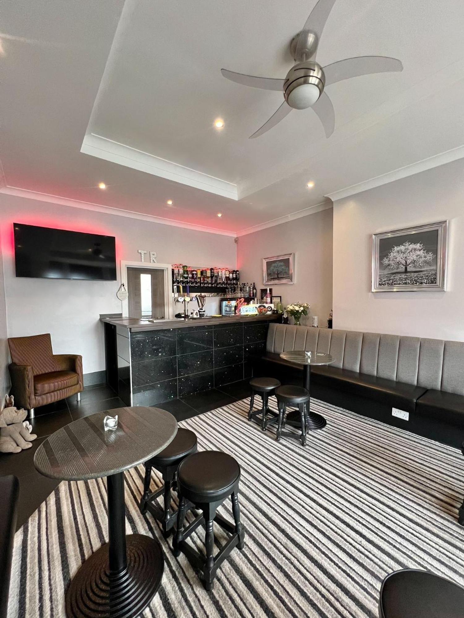 Tudor Rose Hotel Blackpool Eksteriør billede